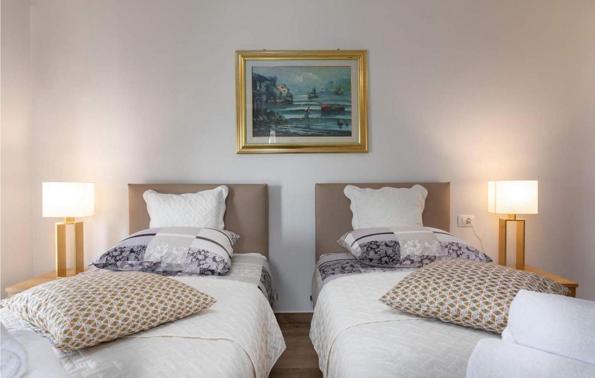 Villa Bellevue Sveti Lovreč Pazenatički Buitenkant foto